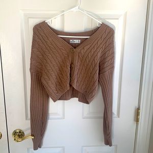 Hollister sweater